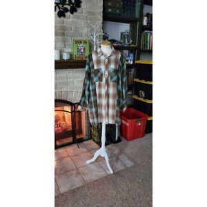 NWT EE: SOME WOMENS LONG FLANNEL SHIRT